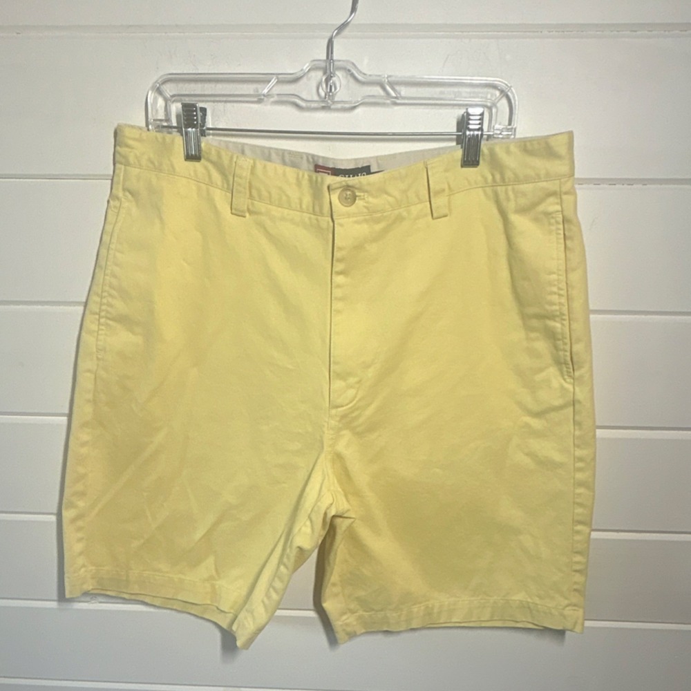 Chaps Men's Yellow Chino Shorts 100% Cotton Flat Front Slash Pockets Button